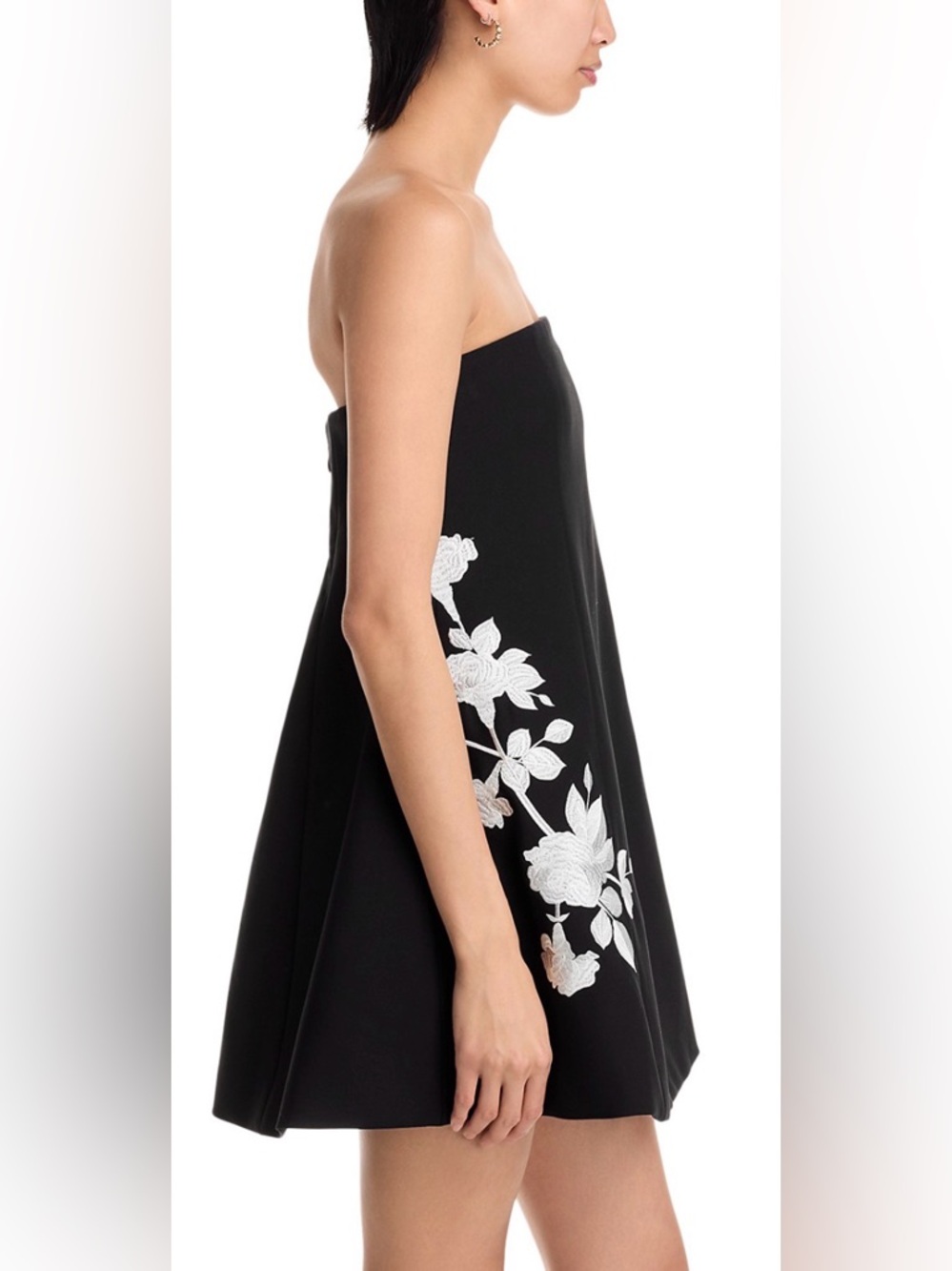 Cinq a Sept Trailing Floral Irla Dress in Black/Ivory. Size 6 - Picture 5 of 6